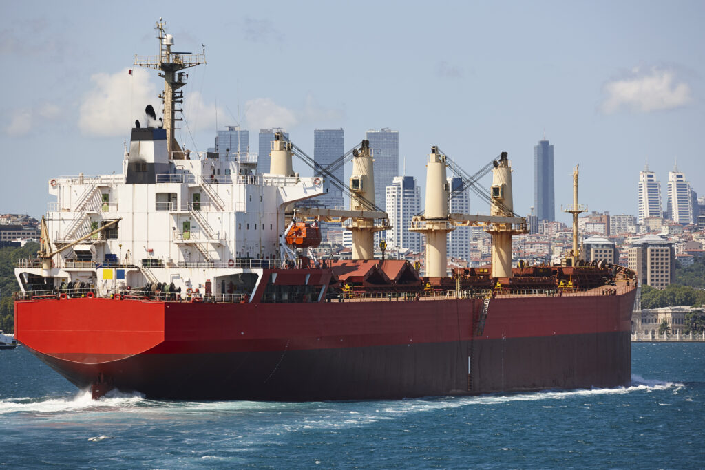 Importação de grandes volumes: Como reduzir riscos no BreakBulk?